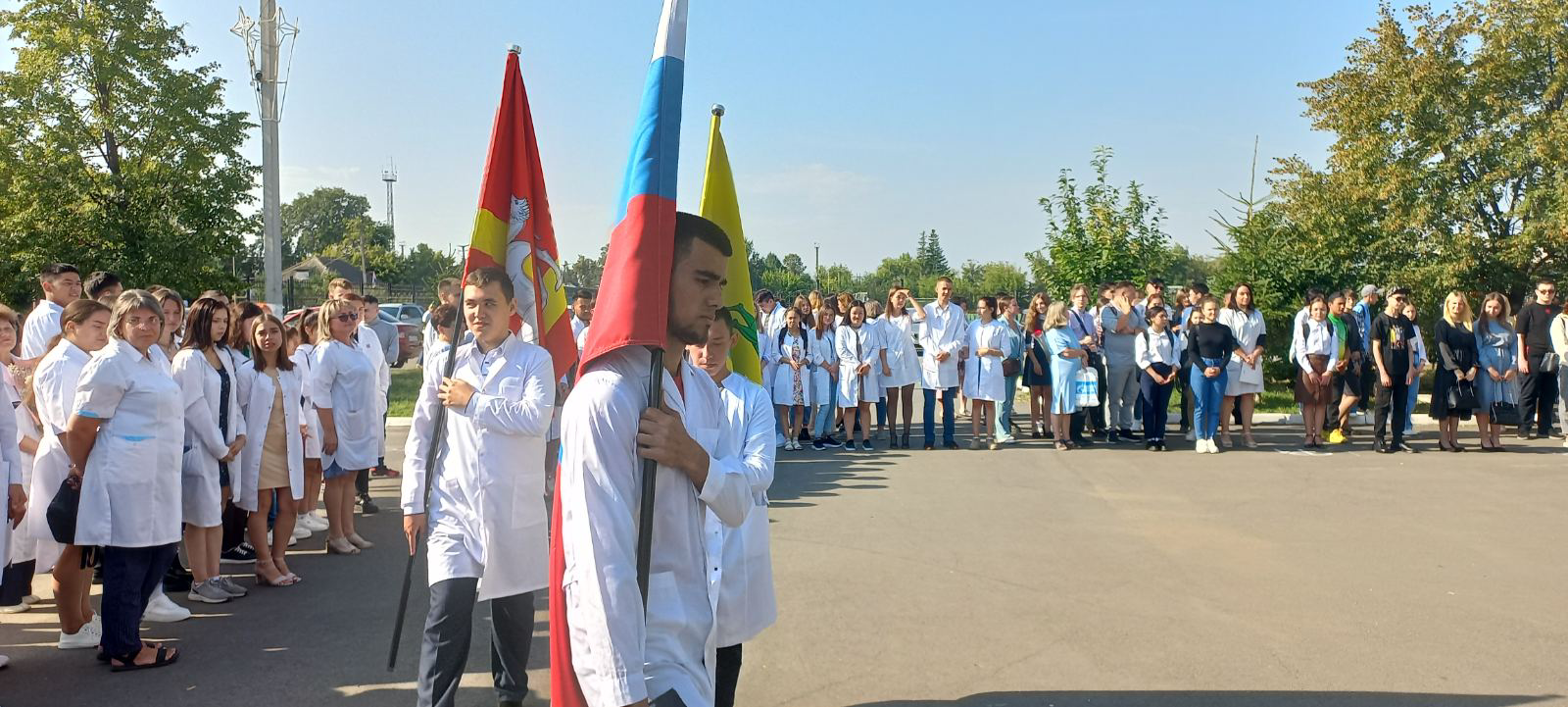 Челябинский медицинский колледж принял в свои ряды более 500 новых  студентов! - Государственное бюджетное профессиональное образовательное  учреждение 